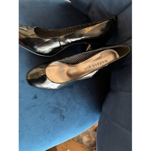 Madden Girl Black Patent Leather‎ Pumps Classic Heels Shoes Women's 7.5 - Picture 15 of 15